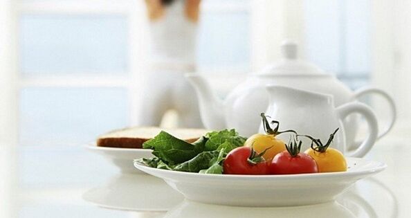 լոլիկ դեղաբույսերով Dukan դիետայի վրա